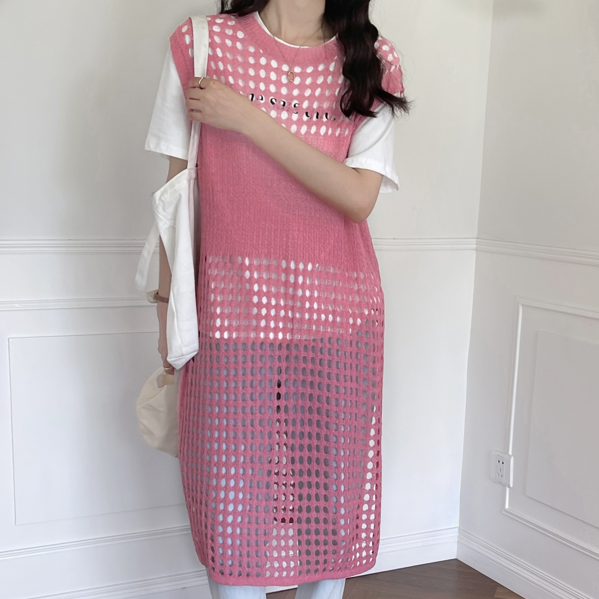 韩国设计款镂空针织网格连衣裙女叠穿氛围感背心裙春夏无袖马甲裙