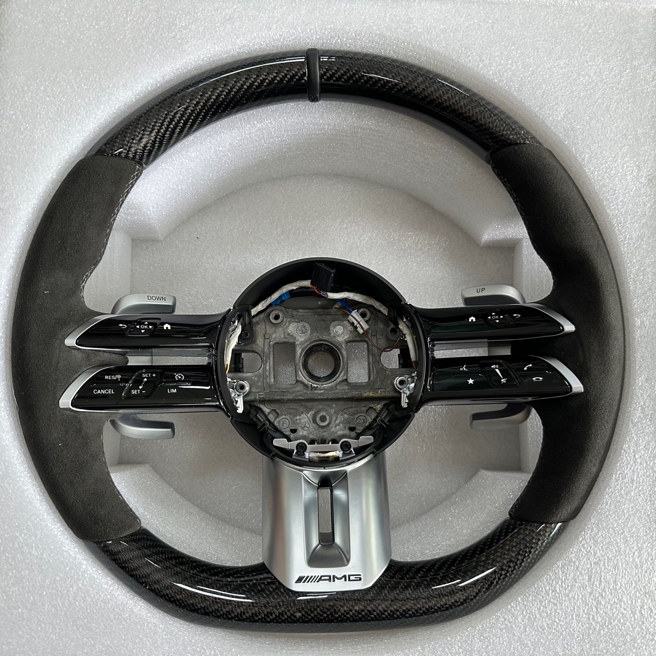 奔驰升级c级c200 c260 c300 c180 c43 c63代amg改装碳纤维方向盘