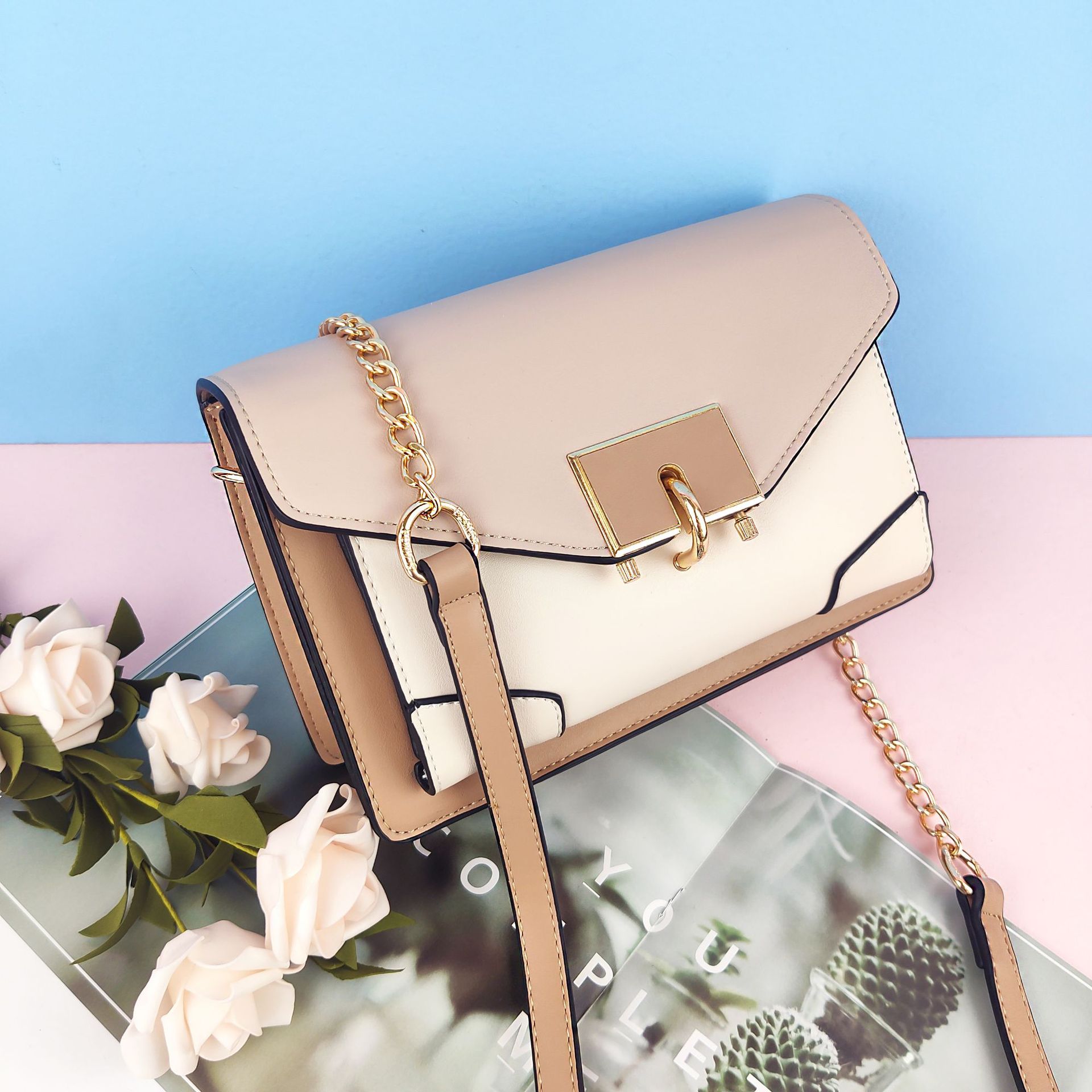 2021新款潮流时尚女包拼色休闲百搭单肩斜挎包金属链条翻盖小方包