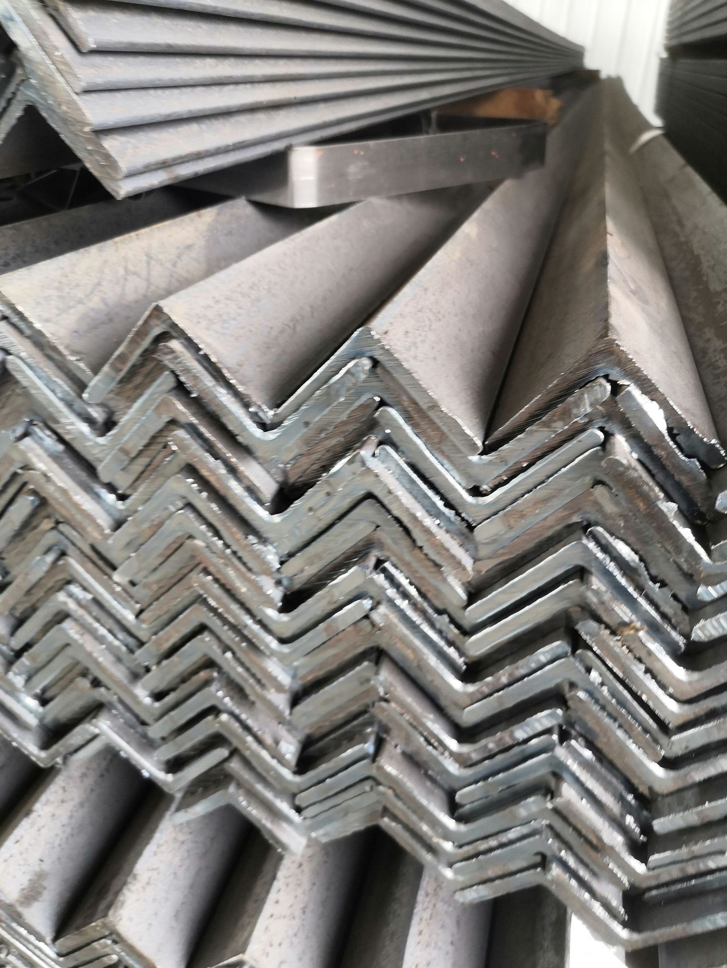 武汉镀锌角钢