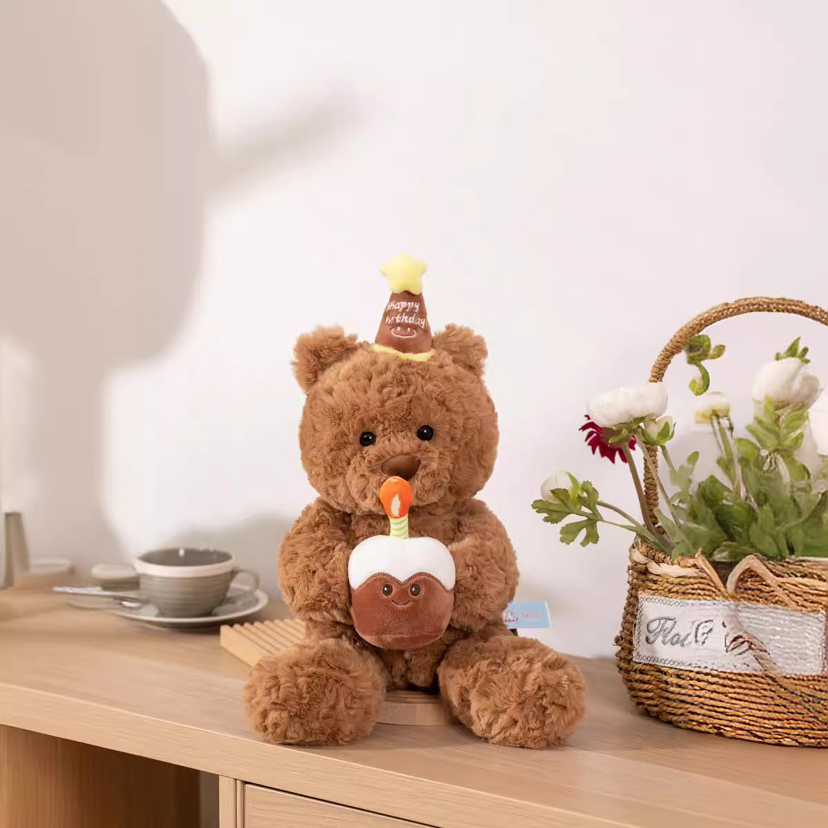 跨境爆款蛋糕熊毛绒玩具公仔儿童生日礼物玩偶外贸直营一件代发