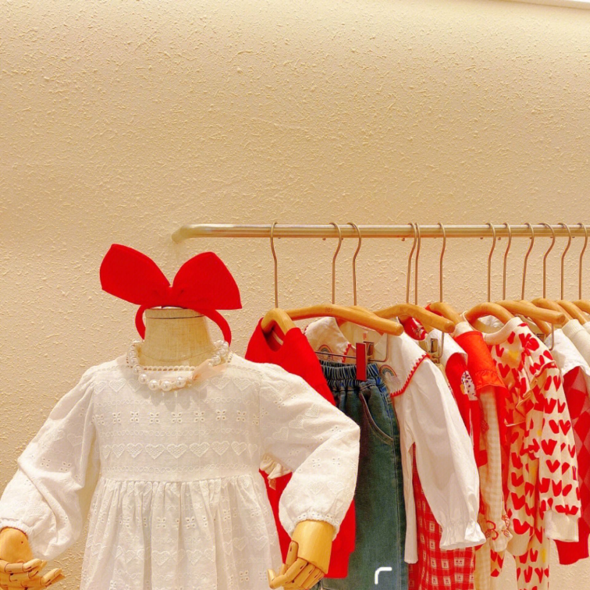 巴拉巴拉童装女装