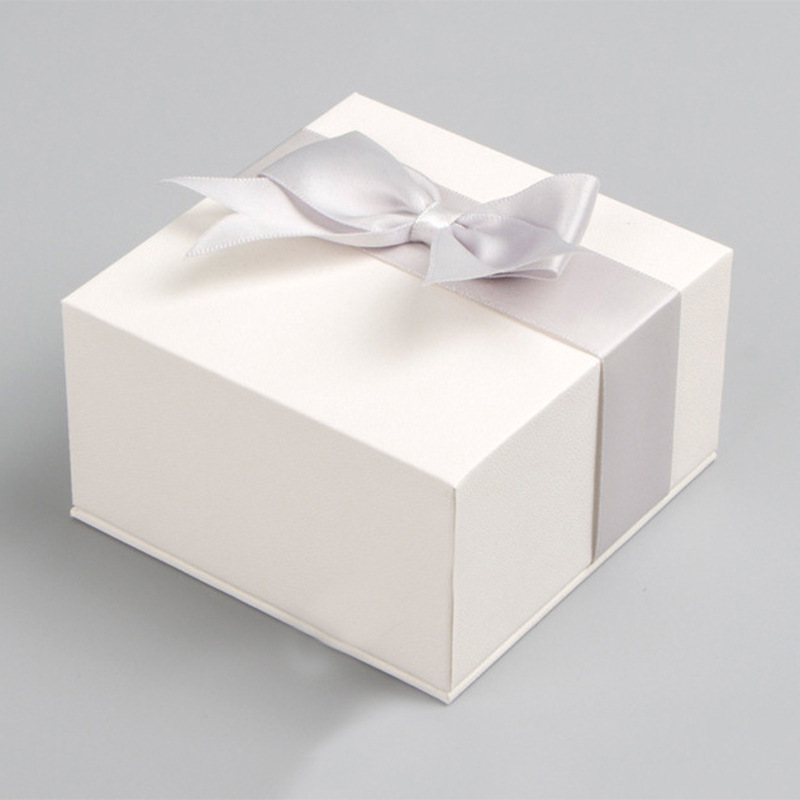 首饰礼盒 礼品盒 珠宝包装盒 配饰市场 外贸货源厂家直销一件代发