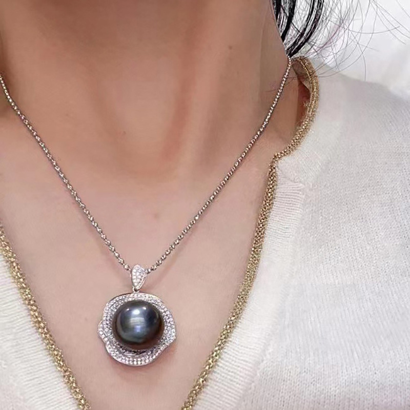 高端仿真大地溪珍珠满钻花型吊坠项链女个性时尚黑珍珠吊坠锁骨链