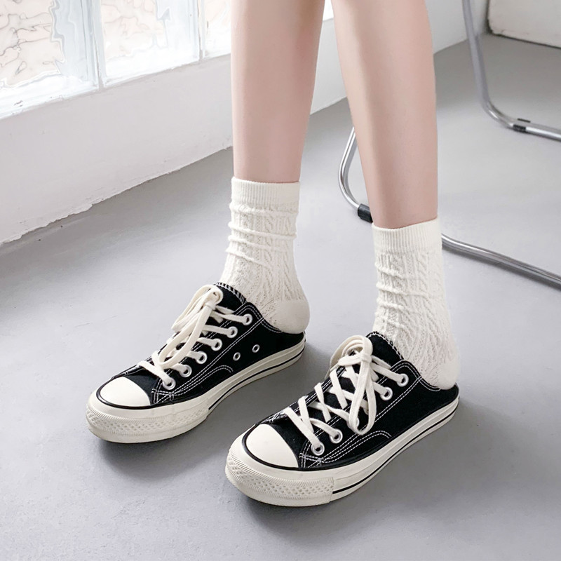 Women's Eight-Character Flower Three-Dimensional Relief Socks Lolita Solid Color Casual Women's Socks Middle Tube Cotton Socks