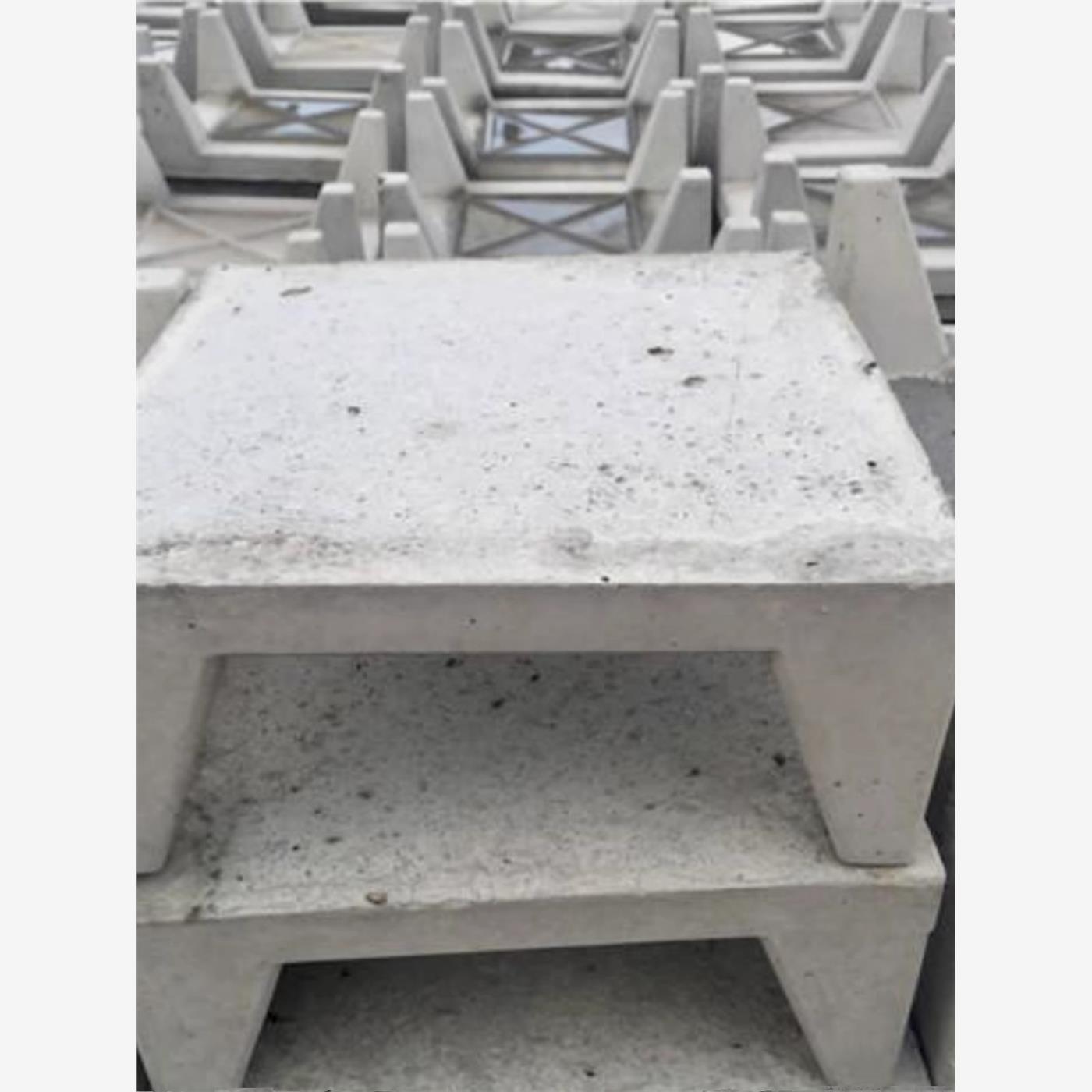 隔热砖楼顶四脚五脚楼面屋顶防晒天台可踩降温水泥隔热砖