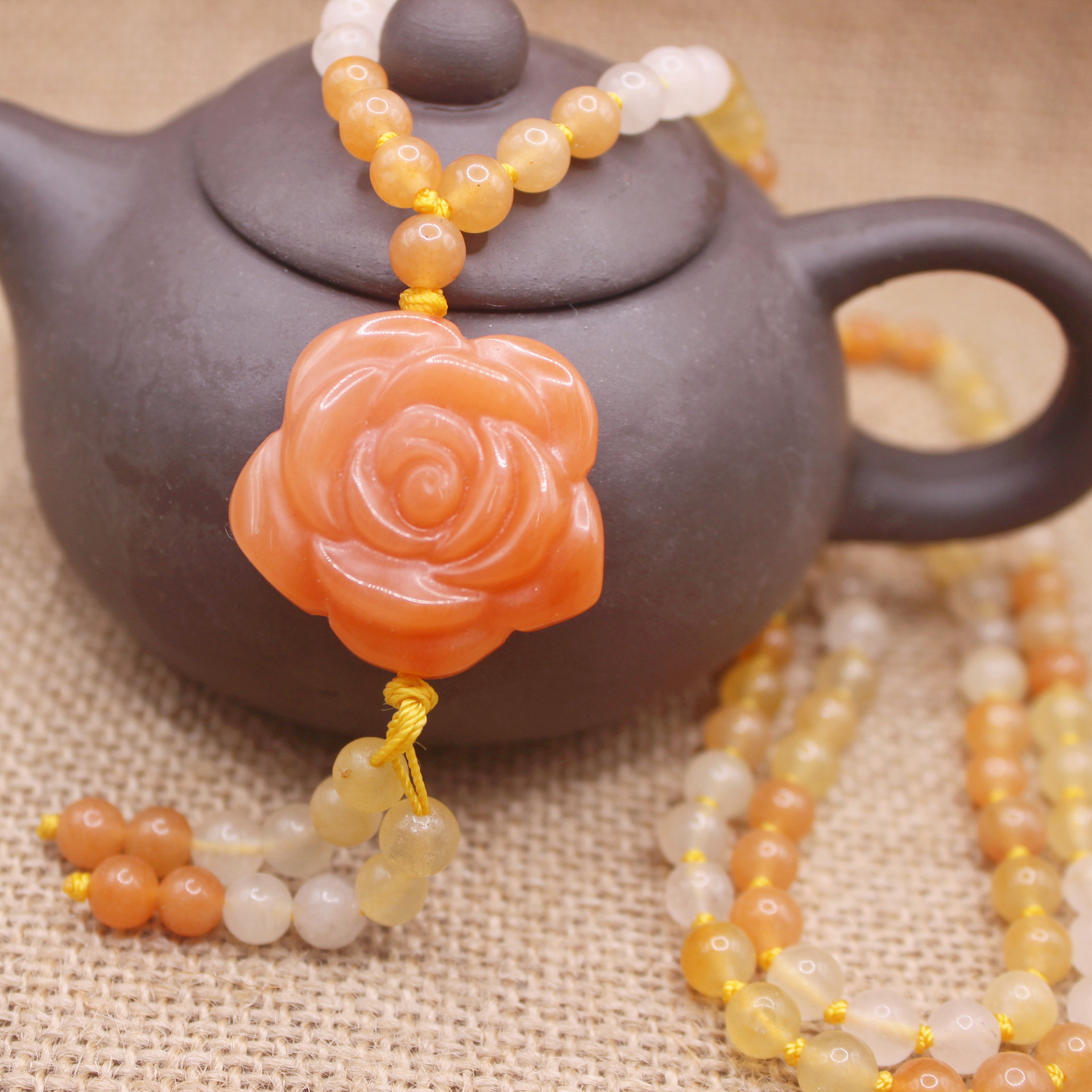 新疆天然金丝玉毛衣链手工编织长链玫瑰花四叶草戈壁玉女款项链