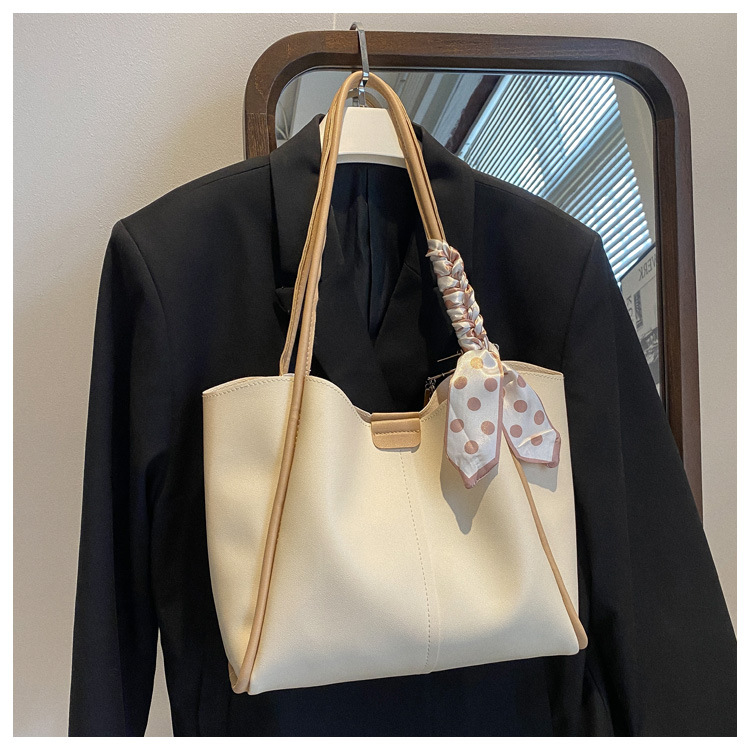 Fashion Simple Tote Bag 2022 Autumn and Winter Xinyang Elegant Ribbon Shoulder Bag Large Capacity Commuter Bag