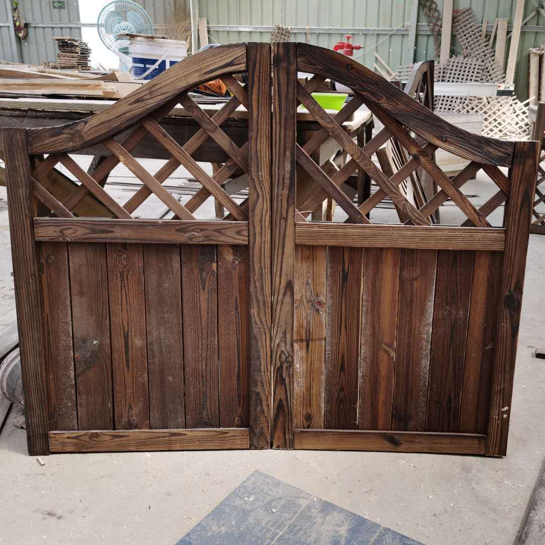 防腐木围栏户外栅栏碳化木实木栏杆花园庭院护栏篱笆围墙木门