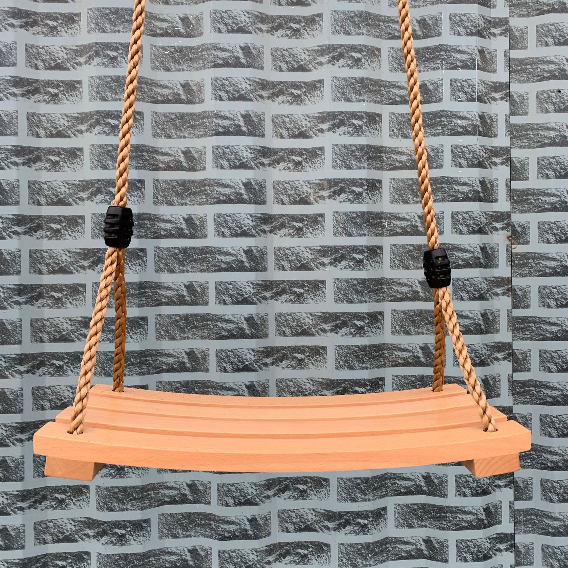 户外木质秋千弯曲木秋千 简易坐板式户外室内荡秋千 跨境批发秋千