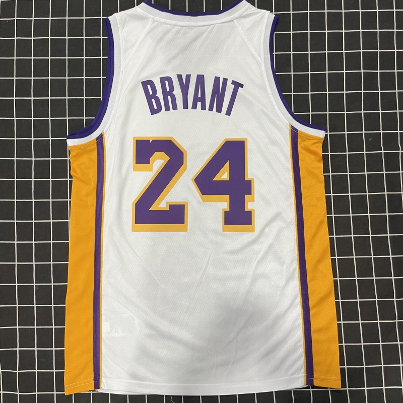 湖人队24号科比布莱恩特球衣 8号黑曼巴经典黄色白色 经典常规黄