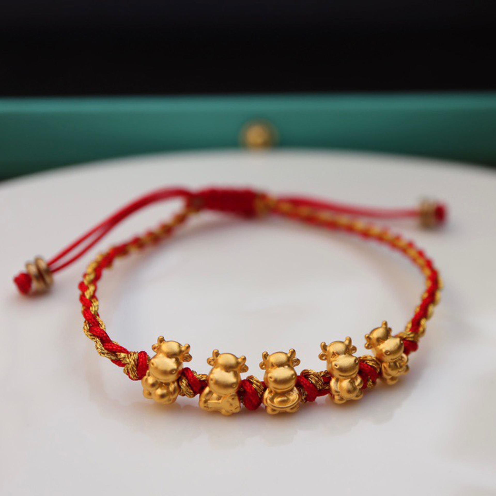 本命年五福金牛红绳手链足金999福牛手链牛气冲天千足金硬金红绳