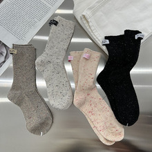 【时尚布贴 秋冬 】彩点标签韩国东大门袜子批发 女士中筒棉袜