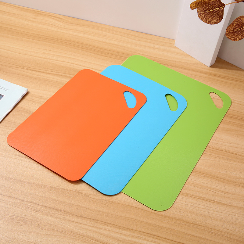 plastic non-slip three-piece cutting board fresh fruit and vegetable cutting board complementary food cutting board student cutting board