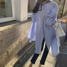 oversize宽松bf慵懒风衬衫女中长款不规则设计感蓝色条纹防晒衬衣