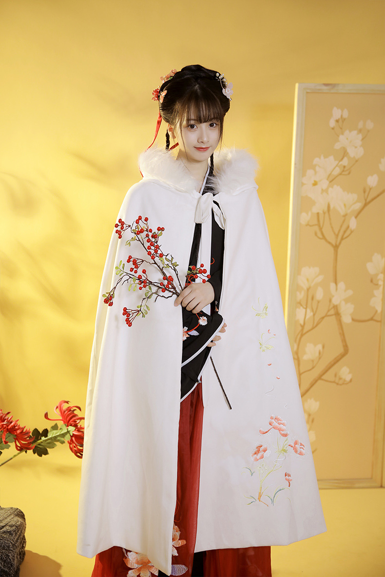 斗篷女汉服古风毛领斗篷古装冬季保暖长款红白色加厚披风汉服刺绣