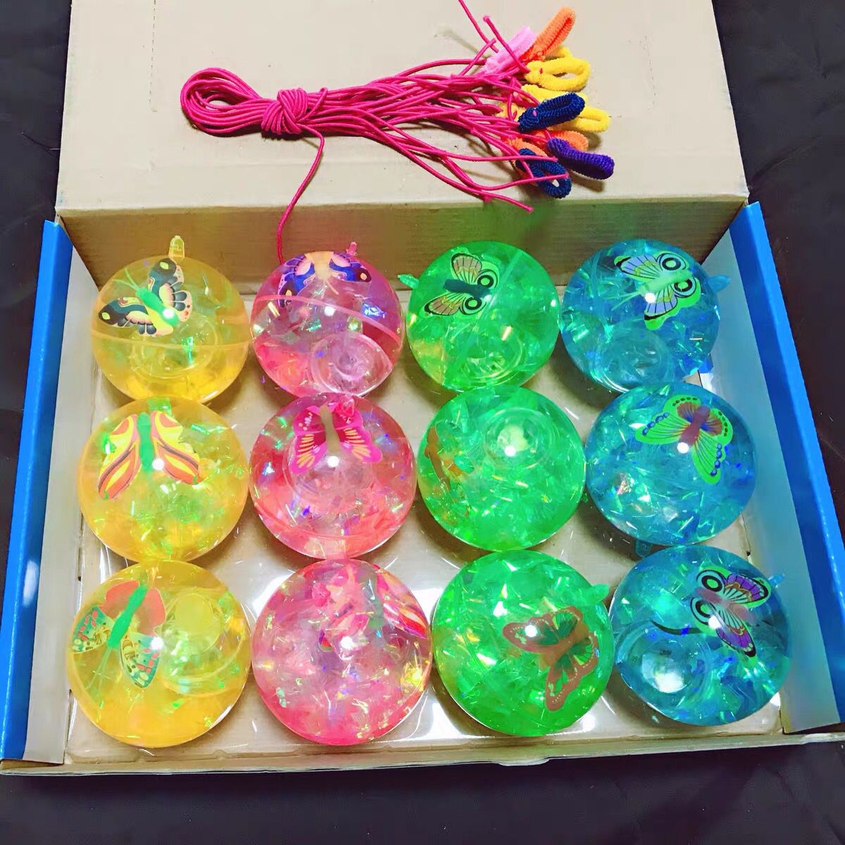 闪光弹力球带绳子发光跳跳球儿童玩具亲子互动水晶球地摊热卖礼物