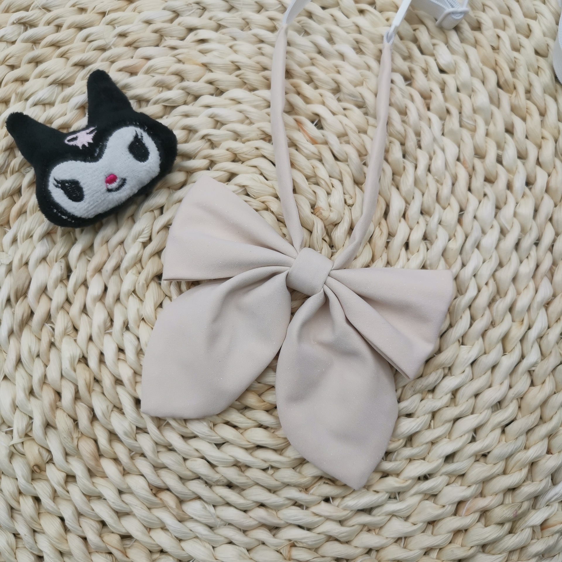 宋小侠 闪光少女纯色闪光bling兔耳领结小物西服水手服毛衣配饰