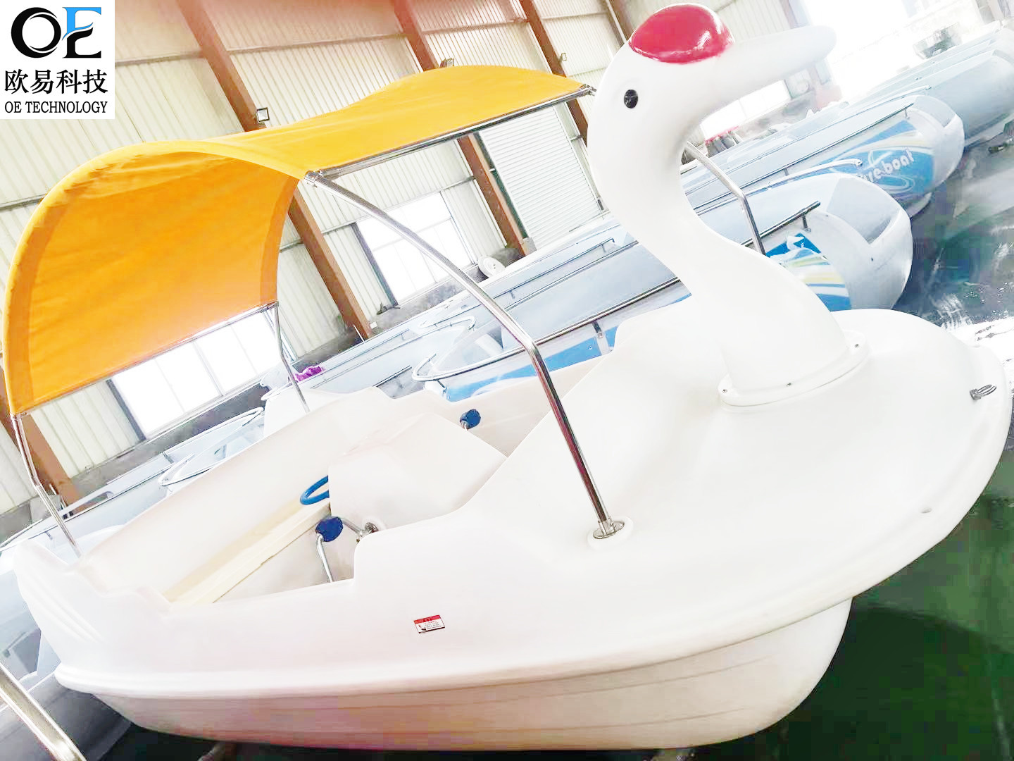 户外公园湖泊游船网红人力新款聚乙烯多人互动天鹅脚踏船-阿里巴巴