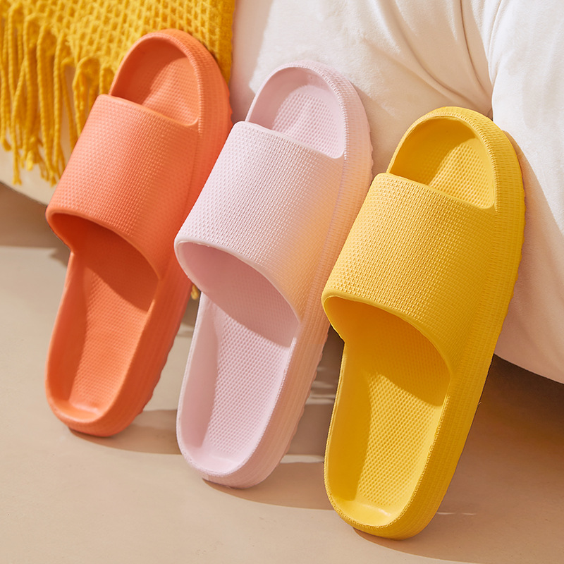 2023 New Style Sandals for Women Summer Couple Men's Outerwear Slip-on Slippers Indoor Household Non-Slip Bath