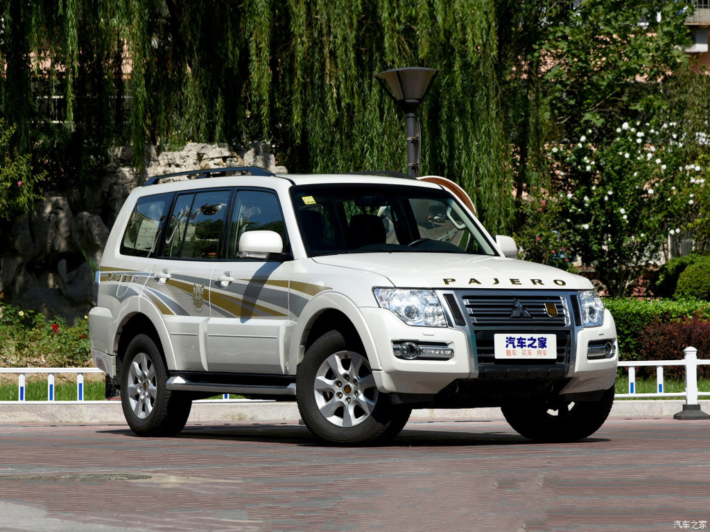 适用于三菱帕杰罗v97/v93/v77/v73车身外观贴纸 个性彩条拉花车贴