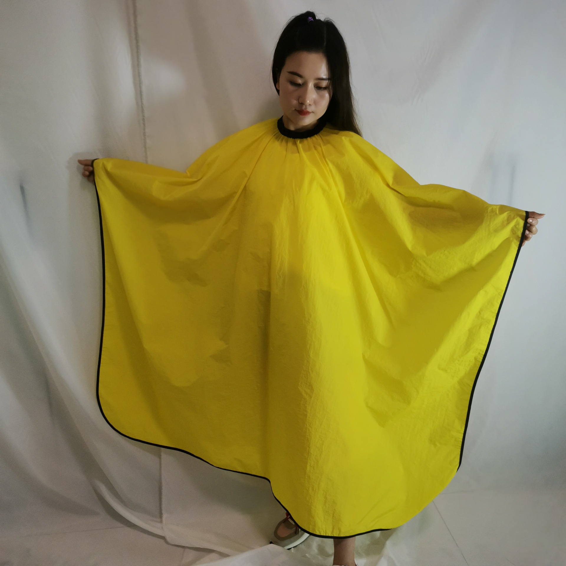 厂家直发春亚纺理发围布 发廊用剪发围布 可定制logo剪发围布围裙