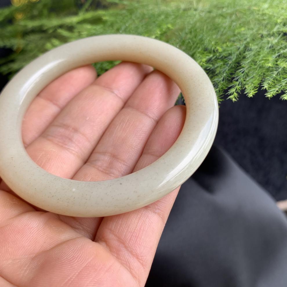 新疆和田玉且末料老坑细糯圆条手镯玉镯子53圈口54糖白玉玉石