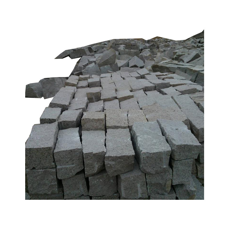 花岗岩护坡石 芝麻灰大块石河道防护防汛石块 山东碎石石材厂家