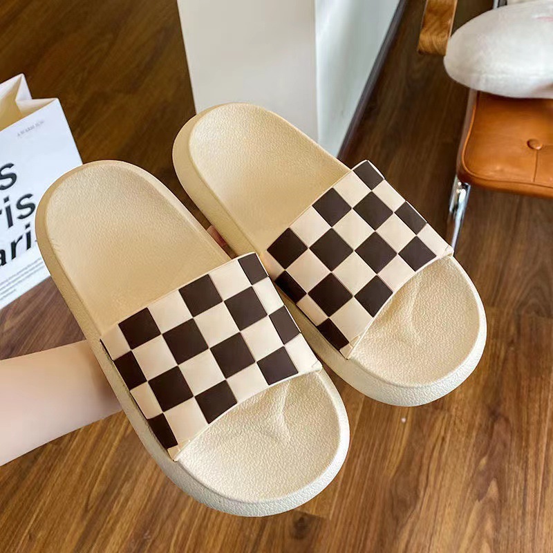 Black and White Chessboard Plaid Slippers Women's Summer High-Grade INS Trendy Fashion Men's and Women's Outer Wear Thick Bottom Slippers for Couples