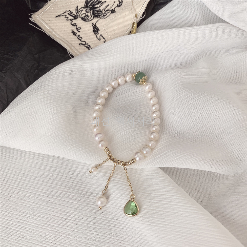 Fashion Freshwater Pearl Bracelet Female Baroque Personality Butterfly Bracelet Simple and Adjustable Bracelet Wholesale