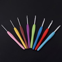 8Pcs Crochet Needles 2.5-6mm Plastic Handle Hooks Knitting跨