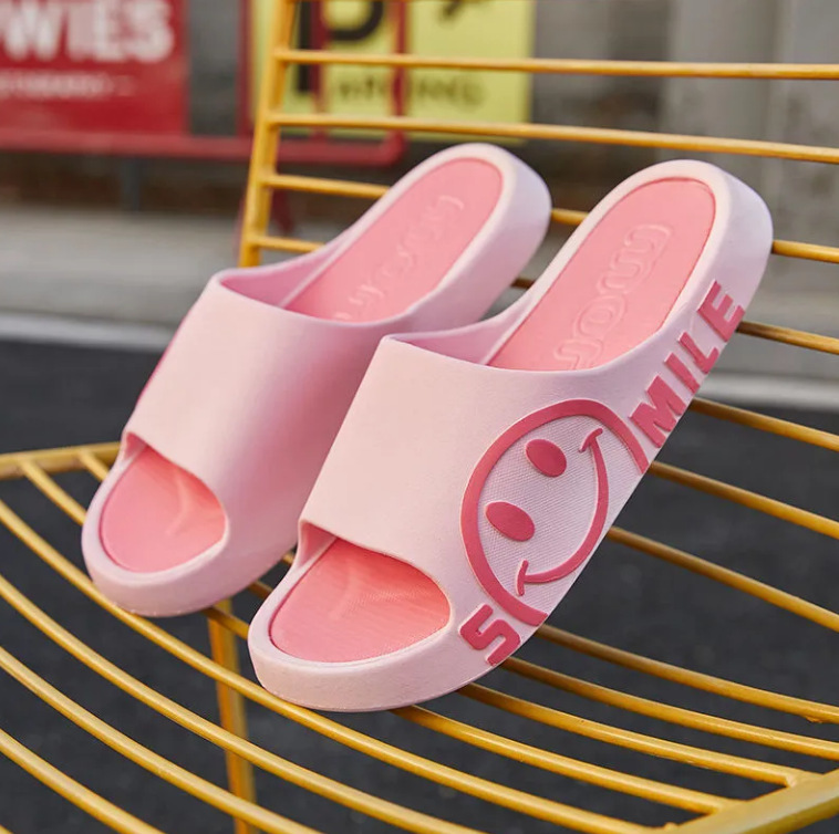 兴鹅新款卡通笑脸女拖批发情侣拖女款家居拖鞋防滑时尚透气一字拖