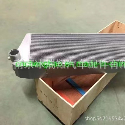 cat卡特水箱散热器d6r d6t c9推土机3712442发动机热交换371-2443