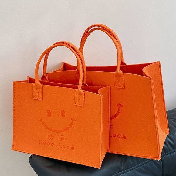 Felt Simple Fashion Commuter Large Capacity Bag Handbag Letter Advertising Gift Bag with Logo