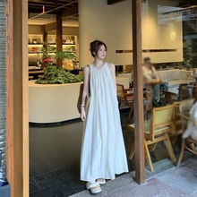 法式茶歇度假风挂脖无袖连衣裙205女夏季宽松气质绝色纯色长裙子
