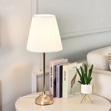 复古卧室床头灯北欧美式轻奢欧式现代简约创意书桌温馨拉线小台灯