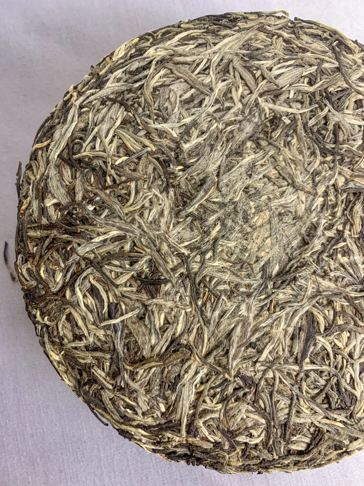 福鼎的白茶2014年陈年白毫银针饼高山老白茶礼盒饼300克厂家直供