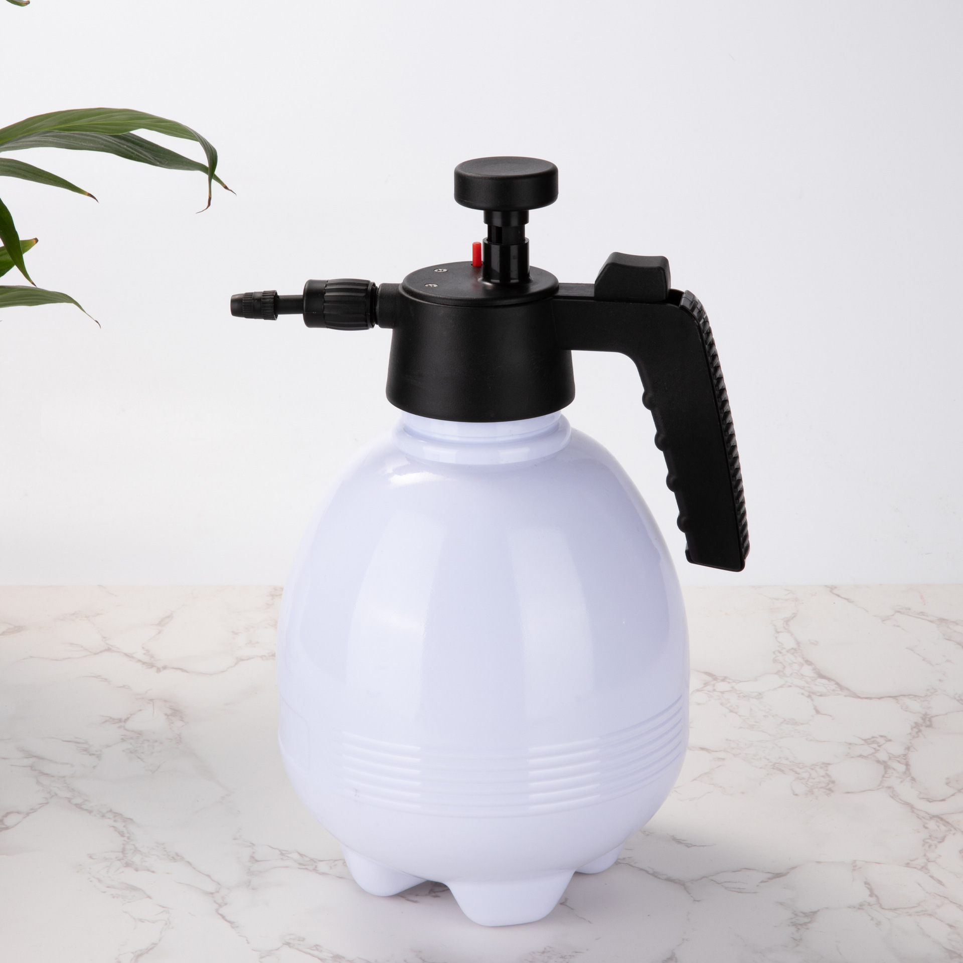 2.5升pet消毒壶 带加长杆塑料园艺浇花喷壶 气压式园林农药洒水瓶