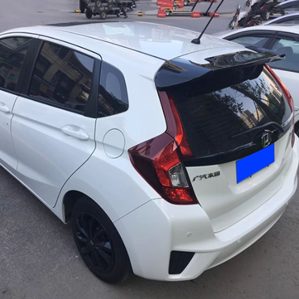 新飞度尾翼改装