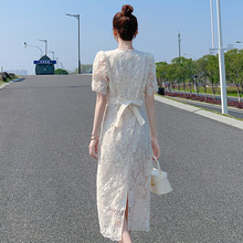 2023夏季女法式收腰白色蕾丝连衣裙感气质显瘦刺绣中长款裙子