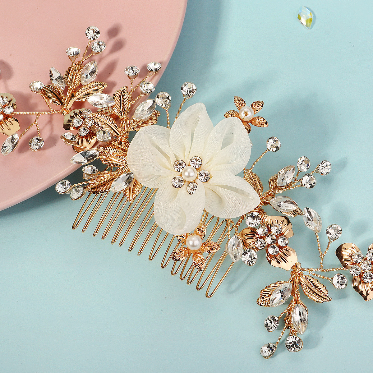 European and American Bride Ornament Handmade Hair Comb Hair Accessories Wedding Banquet Ancient Style Updo Accessories Leaves Flowers Golden Hair Comb