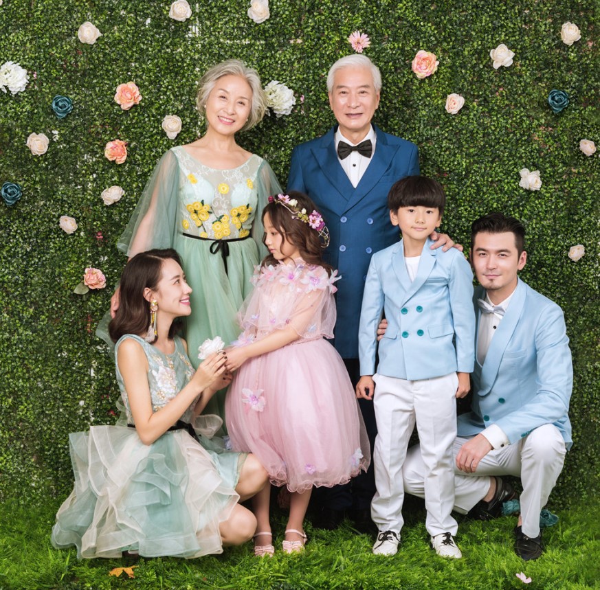 2021新款影楼亲子装 儿童摄影服装 一家六口全家福艺术拍照写真服