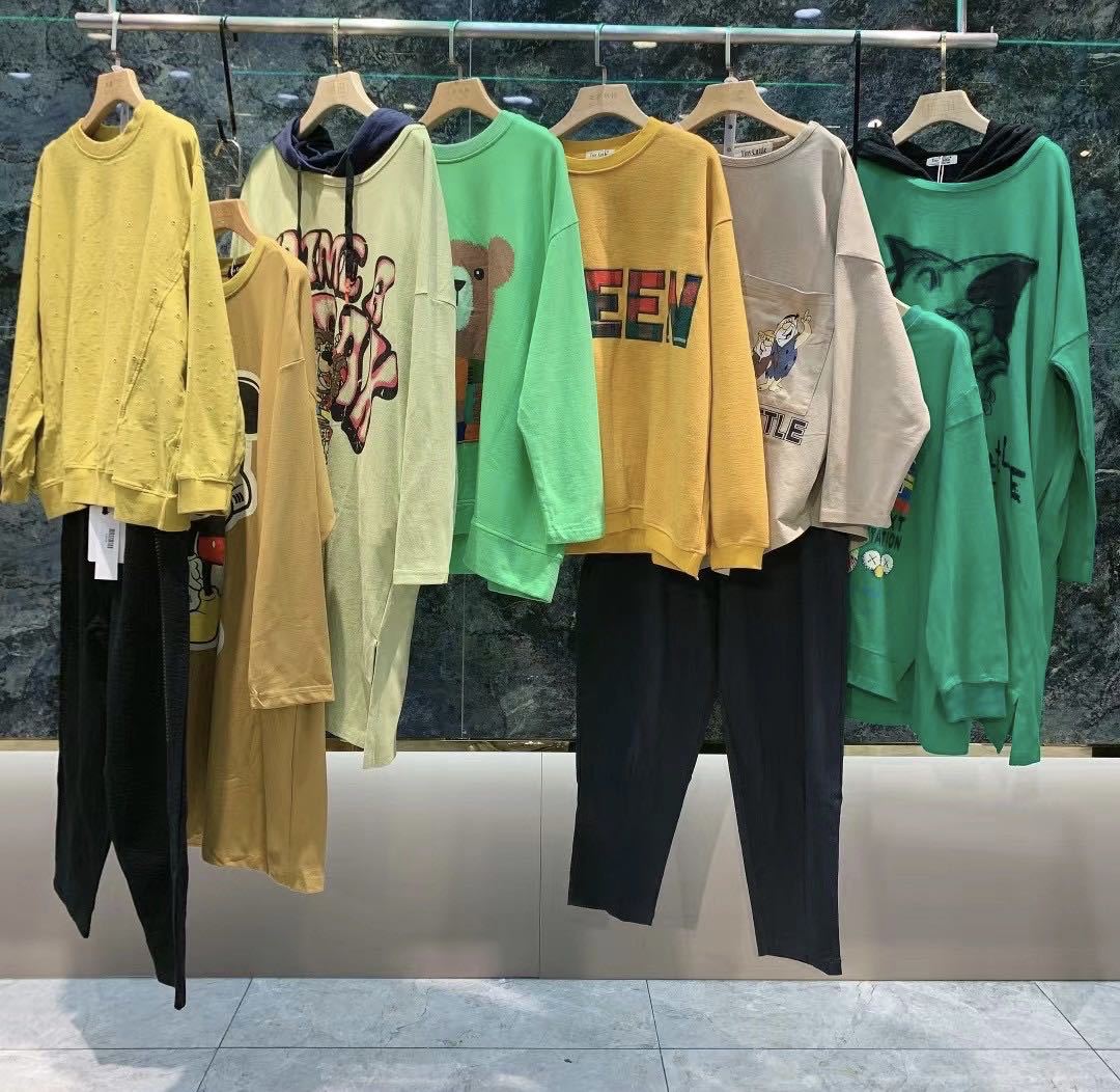 杭州四季青品牌折扣女装小渔仔23秋休闲棉麻大码服饰专柜地摊尾货