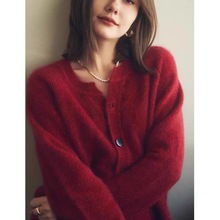 法式高级感时髦羊绒针织开衫秋冬新款慵懒风小个子红色毛衣外套女