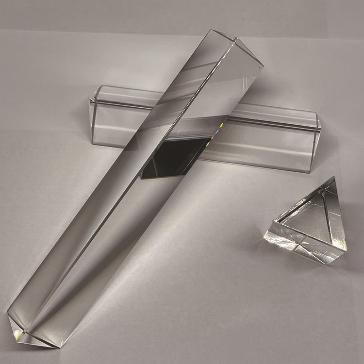 厂家直销实验室教学用品光学折射镜尺寸可三角水晶玻璃三棱镜