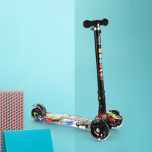 新款工厂批发品牌3-12岁大童带闪光儿童滑行车平衡一键折叠滑板车