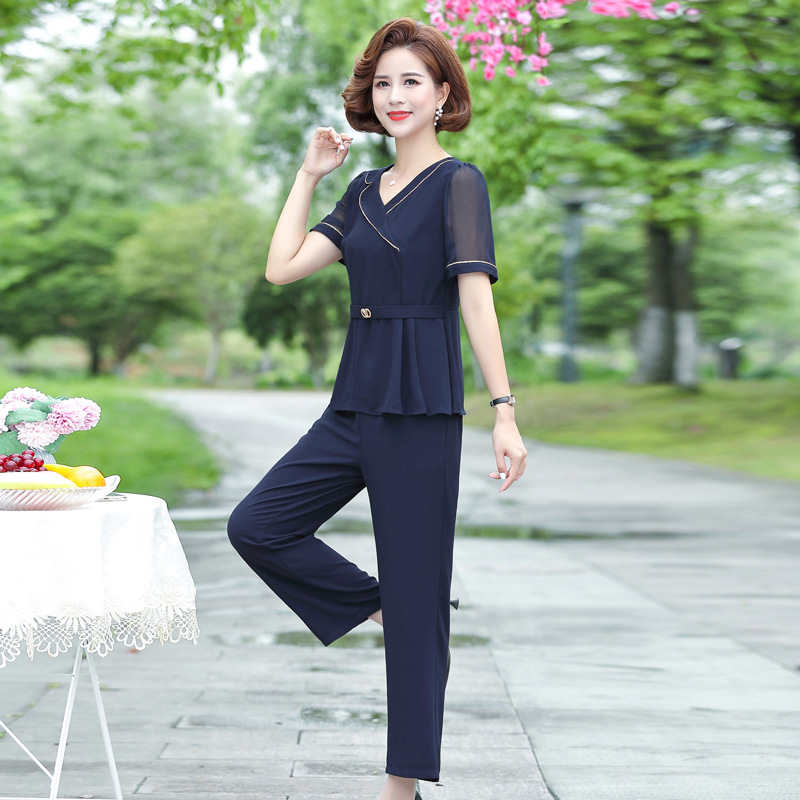 Young Mother Summer Wear Elegant Outfit 2023 New 40-Year-Old 50 Western Style Two-Piece Suit Middle-Aged Women's Short Sleeve T-shirt