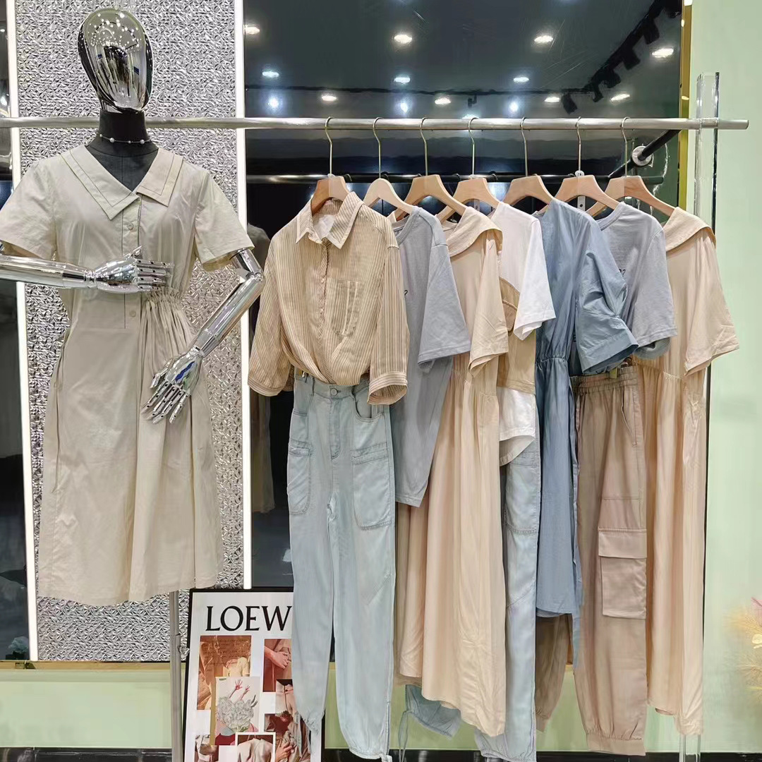 艾娃夏套装连衣裙品牌折扣女装新款衣服批发专柜撤柜尾货直播货源