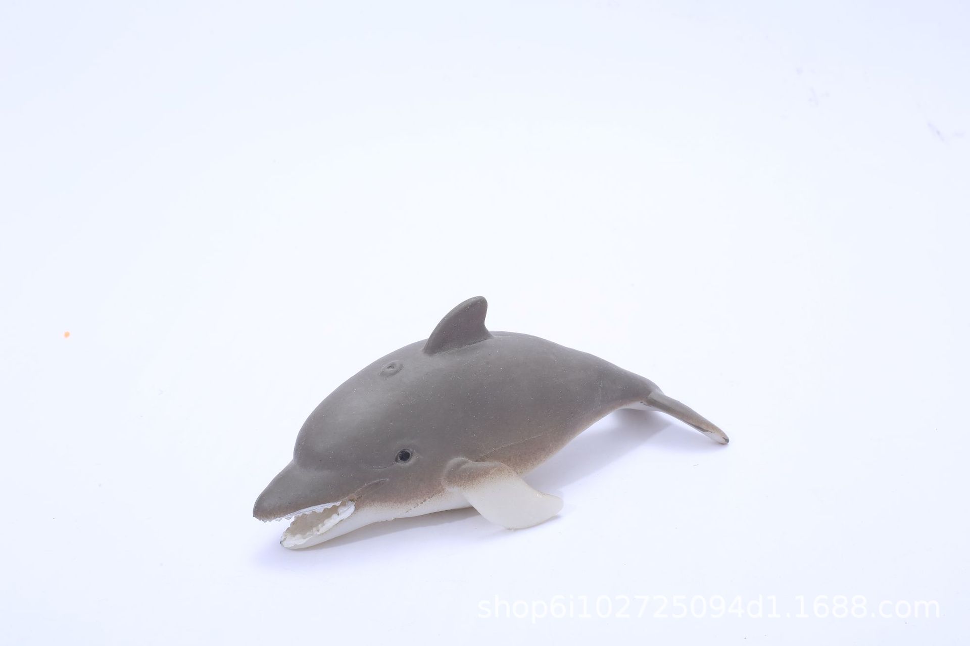 TPR Soft Rubber Marine Animal Dolphin Shark Squeeze Stretch Sand Reduce Flour Ball Vent Doll