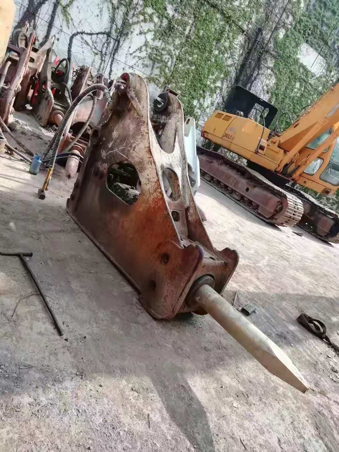 二手古河135破碎锤进口日本整机f20炮头现货内脏在详情页锤很好